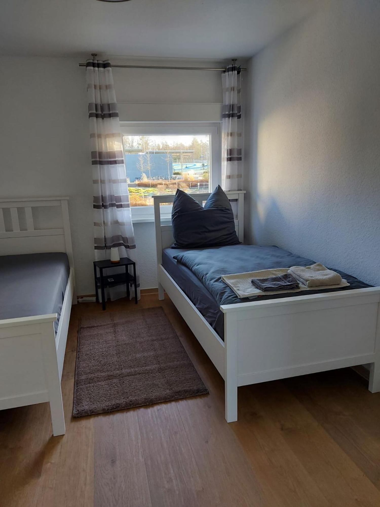 Ferienwohnung In Erftstadt 2 Min Fusslaeufig Zum Bahnhof, Phantasialand, Koeln, Koeln Messe, Eifel Esterno foto