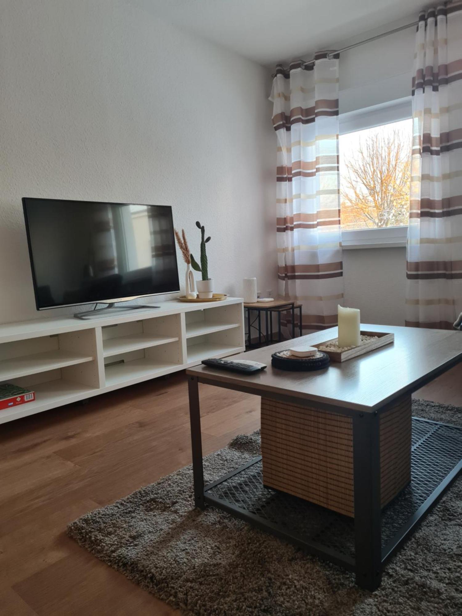 Ferienwohnung In Erftstadt 2 Min Fusslaeufig Zum Bahnhof, Phantasialand, Koeln, Koeln Messe, Eifel Esterno foto
